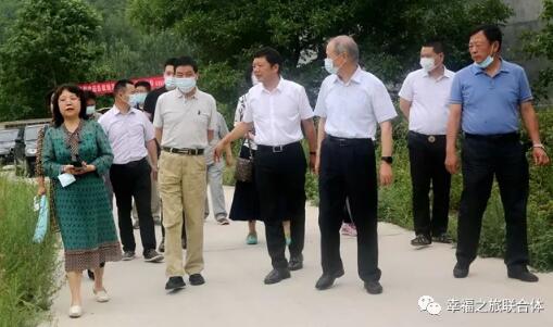 商洛小山沟张家院来了省上中医大专家